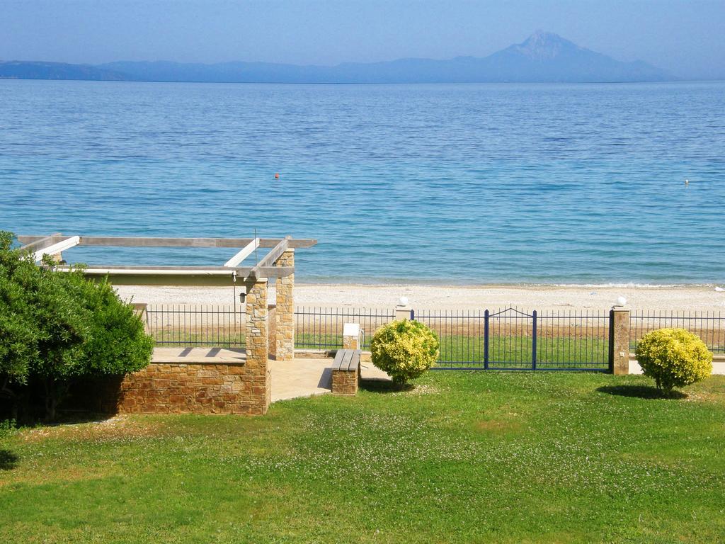 Villa Nefeli - Akti Salonikiou A Agios Nikolaos  Exterior photo